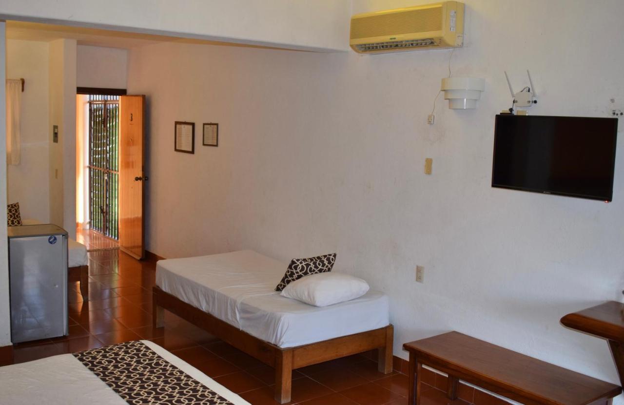 Hotel Casa Arena Zihuatanejo Exterior foto